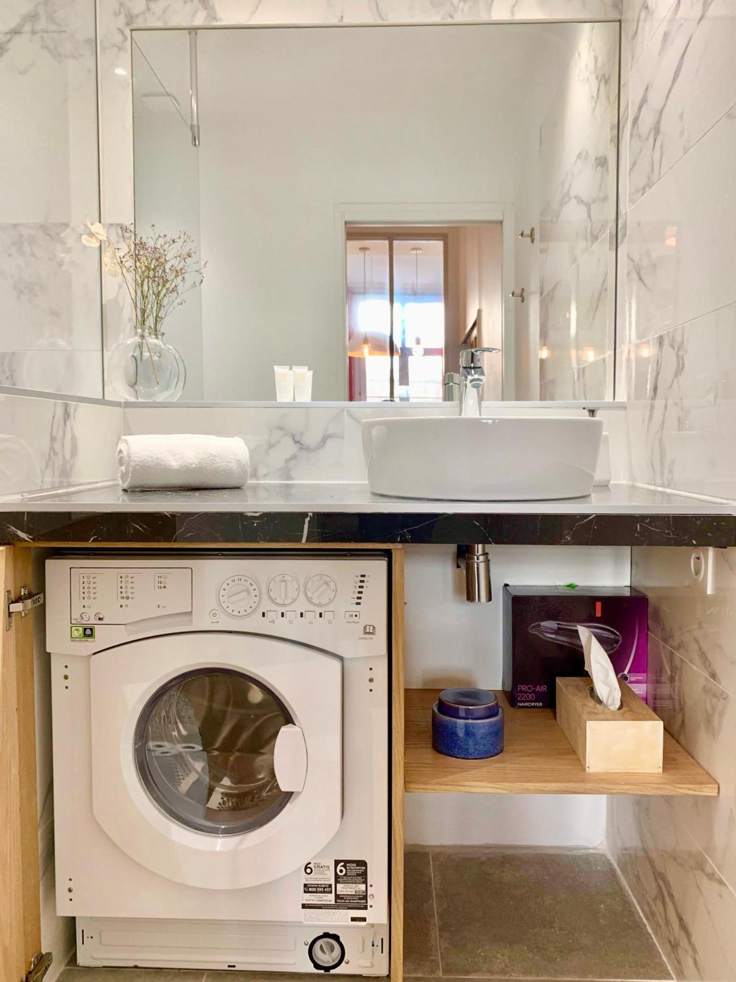 Home Chic Home - Les Suites De La Comedie Montpellier Eksteriør billede