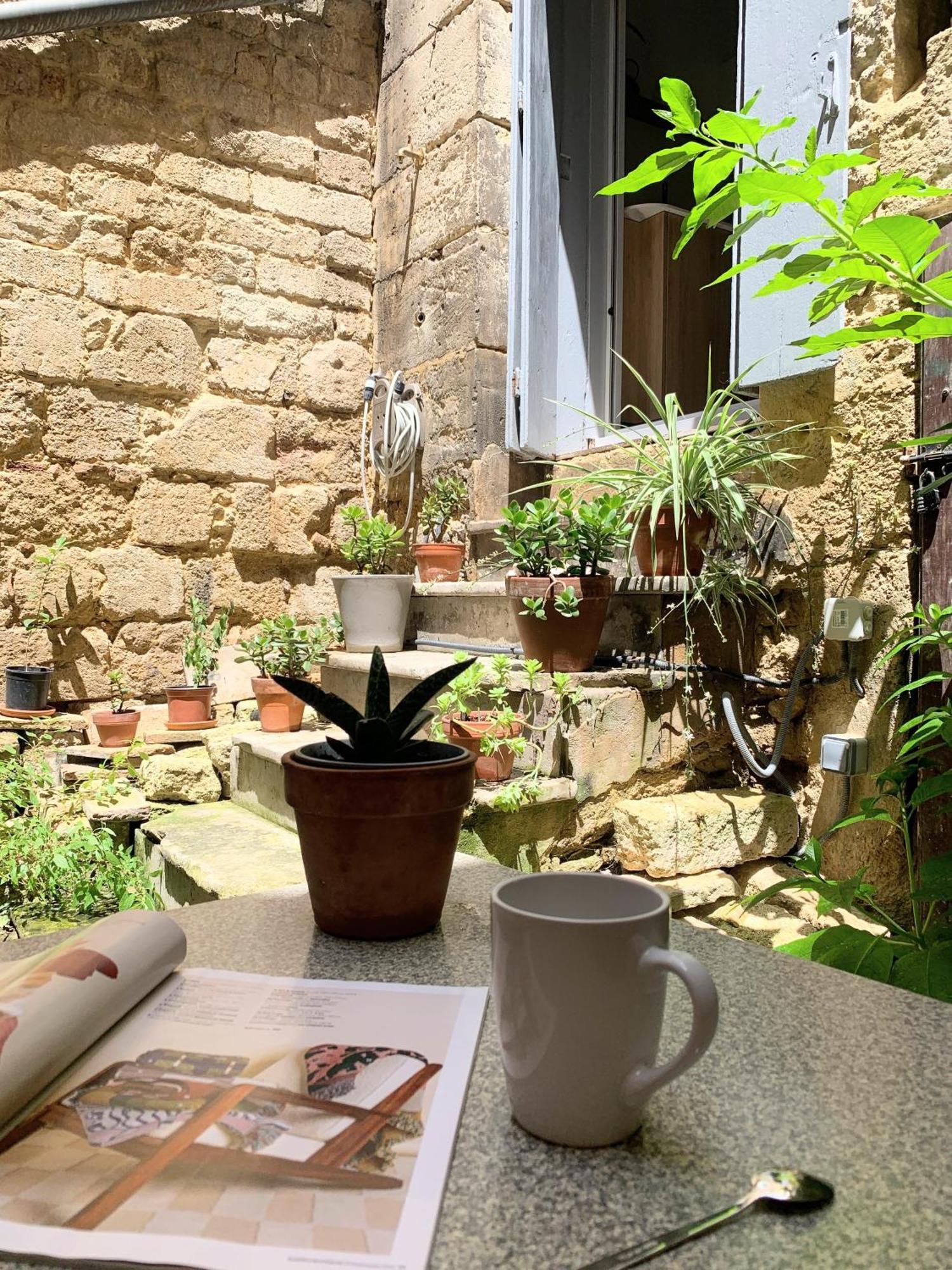 Home Chic Home - Les Suites De La Comedie Montpellier Eksteriør billede